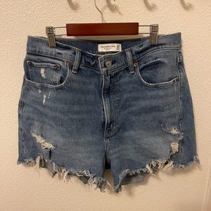 Abercrombie & Fitch “Mom High-Rise Shorts”- Size 12